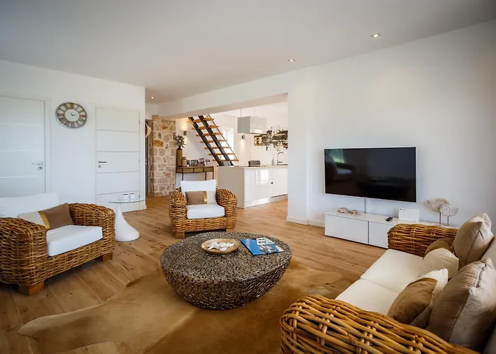 Medows Luxury * Keri