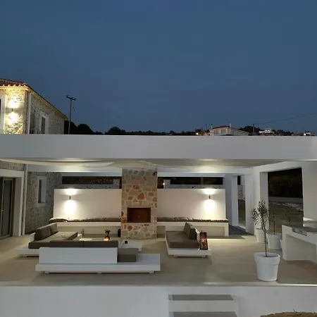 Villa Medows Luxury Kerí