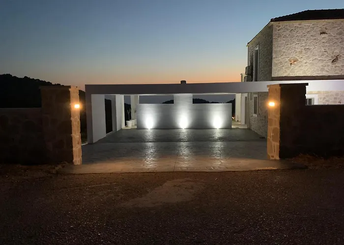 Medows Luxury Villa *