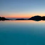Medows Luxury Villa *