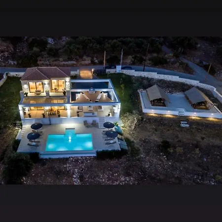 Medows Luxury كيري