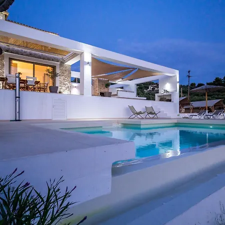 Villa Medows Luxury