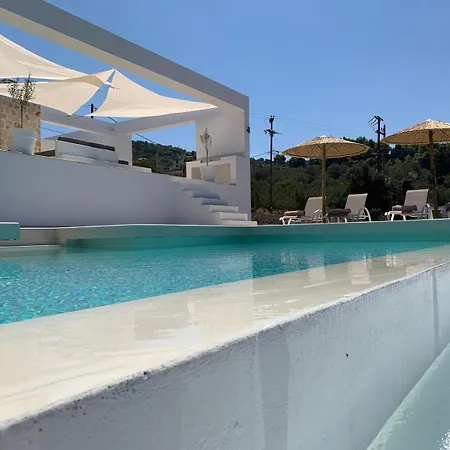 Medows Luxury * Keri